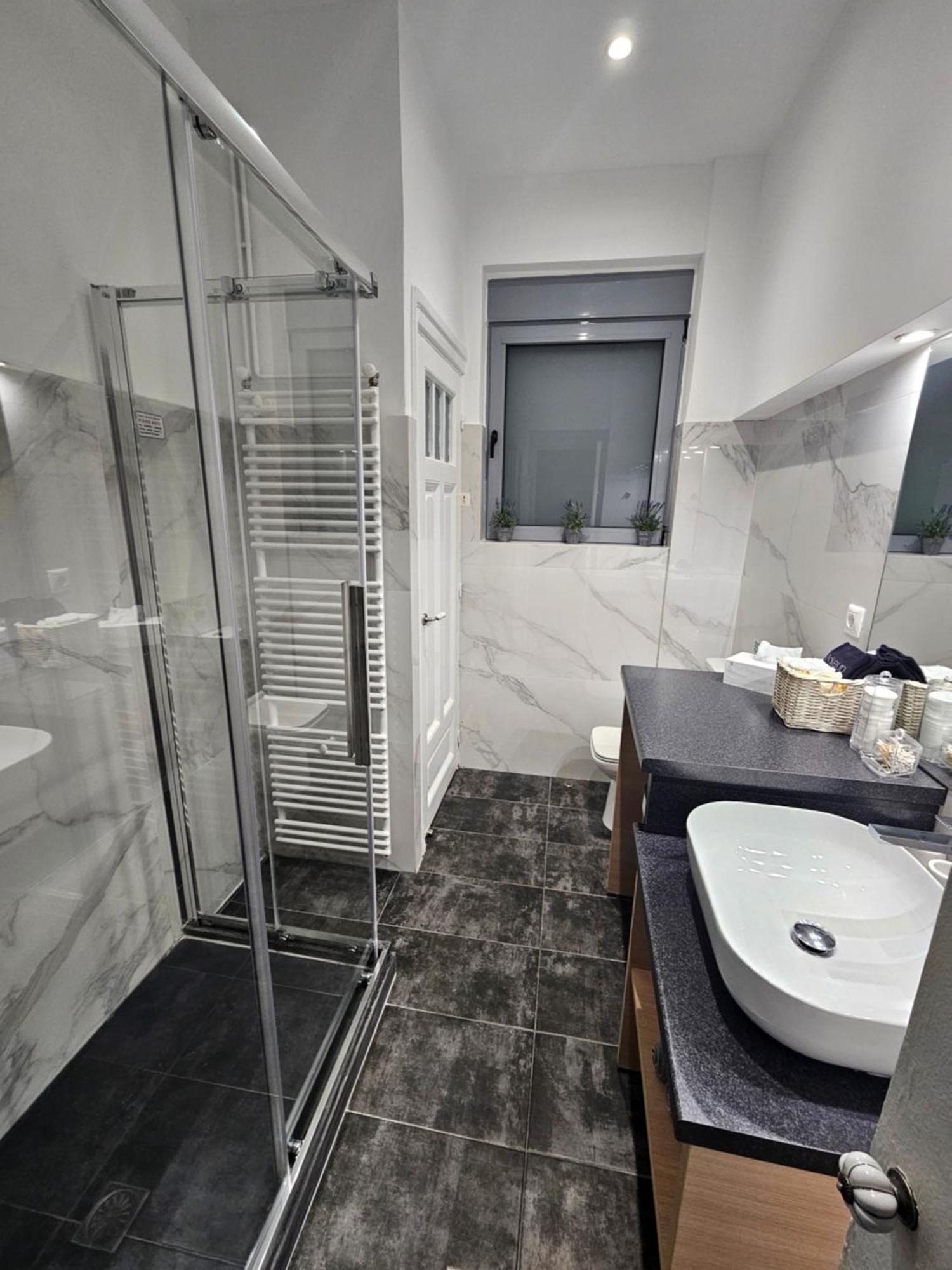 Plaka Sofi Suite เอเธนส์ ภายนอก รูปภาพ